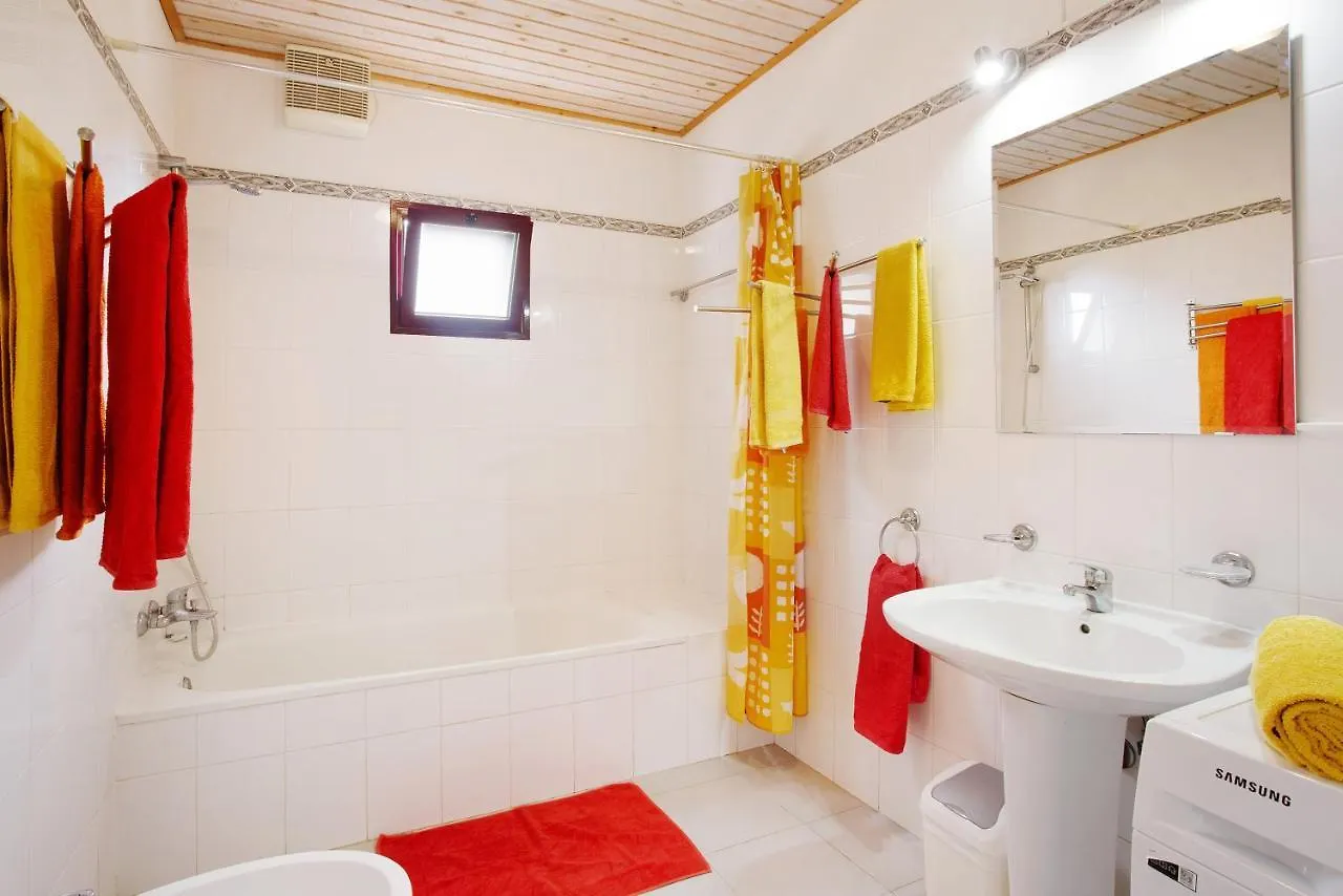 Casa Conny Apartment Canico  0*, Canico (Madeira)